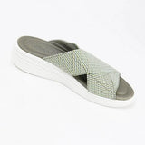 Summer New Flat Heel Fish Mouth Cool Drag Thick Soles Large Size Flying Woven Cross Women's