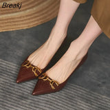 Button Wine Red Pointed Heels for Women Autumn 2023 New French Retro Fine Single Shoes for Women's Shoes Elegant