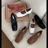 Head Single Shoes Women's 2024 Spring New French Vintage Grandma Shoes Chain Buttons V Mouth Women's Shoes Shallow Bean