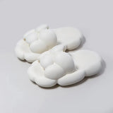 Cute Cloud Slippers for Women Summer 2023 New Designer Thick Platform Sandals Woman EVA Soft Sole Non Slip Beach Flip