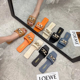 Breakj Summer New Net Red Flat Bottom Chain Cool Slippers Women Wear Fashion Metal Buckle Retro Ins