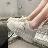 Shoes Girls Leisure 2023 Autumn New Round Head Leather Face Single Shoes Wear Casual Sports Small White Shoes