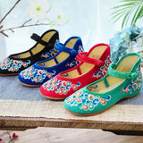 Breakj And Autumn Shallow Mouth Round Head Canvas Embroidered Cloth Shoes A Word Button Mother Shoes Women's Shoes Single