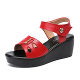 Summer New Soft Heel Sandals Women's Muffin Thick-Soled Waterproof Platform Heels Large Size 41-43 Women's