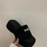 New Water Diamond Women's Slippers Thick Sole Slippers Women's Outerwear Flat Silk Sandal Slippers Sponge