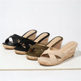 New Female Slippers Cut Out Summer Beach Sandals Fashion Women Slides Outdoor Slippers Indoor Slip Ons Flip Flops