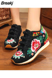 Spring Women's Flower Embroidered Flat Platform Shoes Chinese Ladies Casual Comfort Denim Fabric Sneakers Shoes