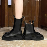 Football Club Boots And Girls Increase 2024 New Spring And Autumn Super Hot Chimney Short Boots Thick Soles Martin Boots