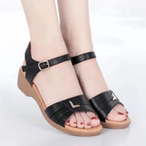 Sandals Female Summer 2023 New Wedge Comfortable Flat Middle-Aged Soft Bottom Middle-Aged Female
