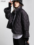 Winter New Ultra Light Short Jacket New Women 90% White Duck Down Coat Single Breasted Parkas Loose Keep Warm Snow