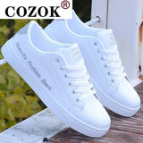 Summer Men Casual Shoes Fashion Men's Board Shoes Light Sports Shoes Men Tennis Sneaker Soft White Shoes Male Flat