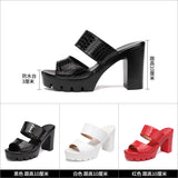 Sandals And Slippers Women's Summer 2023 New Waterproof Table Thick Soles Thick Heel Slippers Large Size Lacquered Leather