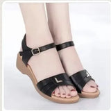 Sandals Female Summer 2023 New Wedge Comfortable Flat Middle-Aged Soft Bottom Middle-Aged Female