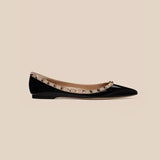 Breakj Temperament Small Fragrant Evening Wind Tip Single Shoes Women Shallow Mouth 2025 New Spring And Autumn Flat Bottom Shoes Rivet