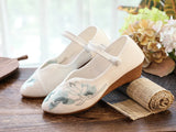Breakj Not Include Shoe Box Pointed Shoes Single Shoes Spring And Summer Beef Tendon Bottom Lady Shoes Plate Buckle Embroidered Cloth Shoes With Cheongsam Women's
