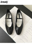 Spring Autumn Flats Shoes Women Niche Design Sense Shallow Round Toe Retro Almond Head Cross Strap Flat Mary Jane