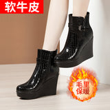 Leather Slope Heel Women's Thick Soles 2023 Autumn And Winter New Style Soft Leather Waterproof Platform High-Heeled Short-Sleeve Women's Martin