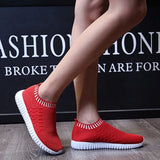 Hot Selling Breathable Lightweight Sports Casual Shoes Round Head Fashion Plus Size 43 Women's Single