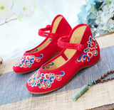 Breakj And Autumn Shallow Mouth Round Head Canvas Embroidered Cloth Shoes A Word Button Mother Shoes Women's Shoes Single