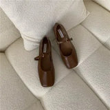 Head Single Shoes Women's 2024 Spring New French Vintage Grandma Shoes Chain Buttons V Mouth Women's Shoes Shallow Bean