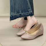 Breakj Sharp Head Flat V Buckle Gold Single Shoes Women 2025 Spring And Autumn New Patent Skin Naked Temperament Commuter Banquet
