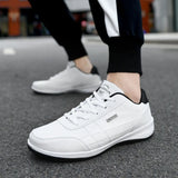 Autumn And Winter New Leather Leisure Sports Men's Shoes Simple Fashion Fashion Shoes Outdoor Light Running Men's